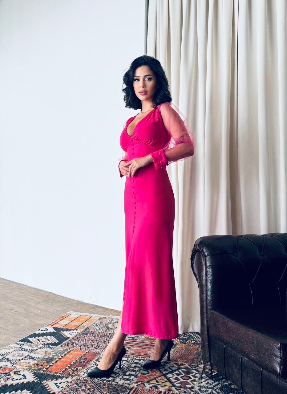 Fuchsia Romance – Elegantes Maxikleid mit transparenten Ärmeln