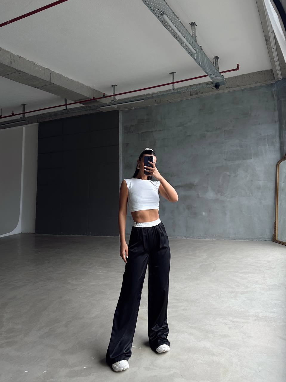 Contrast Flow – Wide Leg Hose Schwarz & Weiß